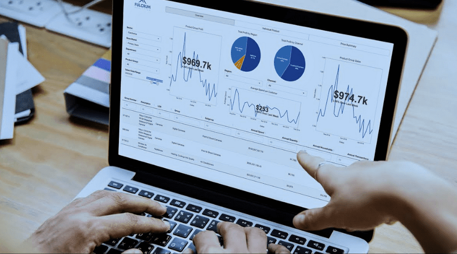 Top 10 Big Data Processing Tools for Business 2025