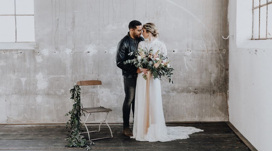 Professional Wedding Photo Retouching | High-End Editing Services 7 5 Essential Retouching Techniques to Enhance Your Wedding Photos (2)