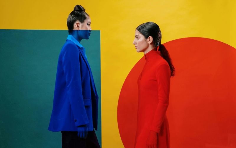 10+ Fashion Photo Composition Tips For Eye-Catching Shots 13 10+ Fashion Photo Composition Tips For Eye-Catching Shots - Use Colors to Create Mood