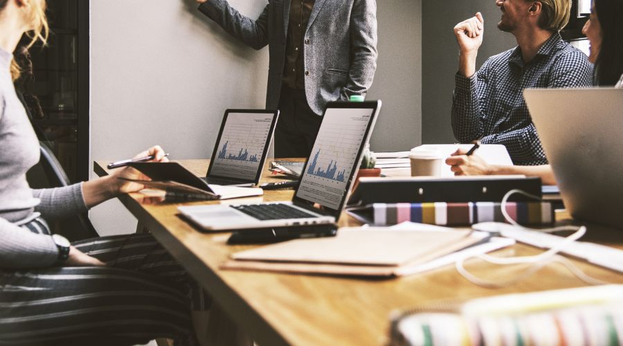 Top Data Entry Skills You Need to Get Hired in 2025 9 How To Develop Data Entry Skills_ (1)