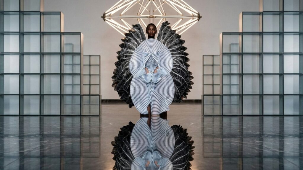Symmetry in fashion photo composition