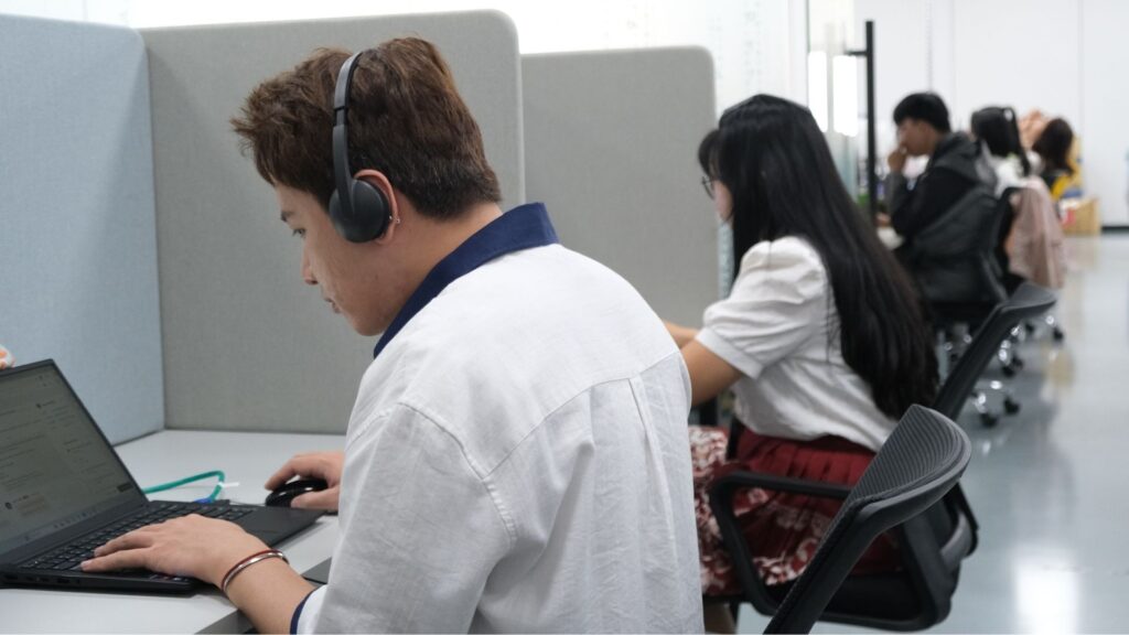 Voice support is ideal for complex issues and urgent escalations